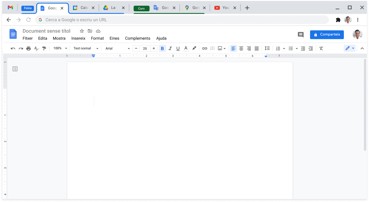 Finestra del navegador Chrome que mostra la combinació de diverses pestanyes en un grup de pestanyes.
